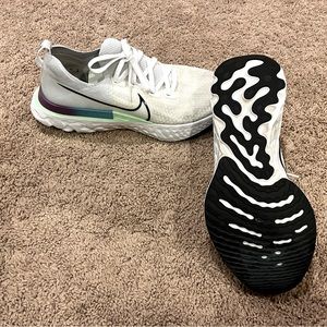 MENS NIKE RUNNING SHOES SIZE 12